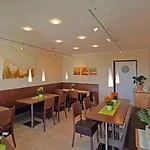 Hotell Haus Am Berg Trier