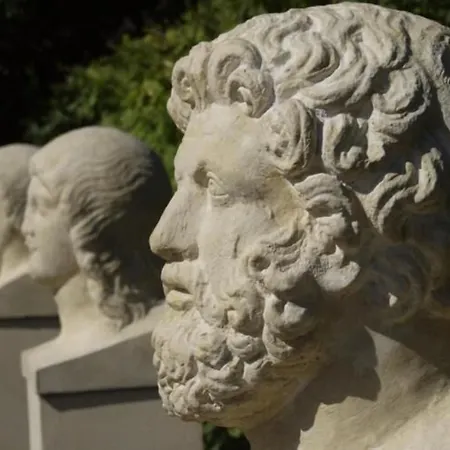 Haus Am Berg Treviri